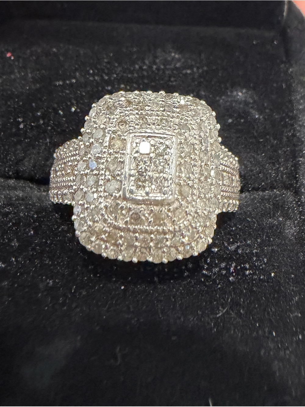 Silver-Tone Halo Pave Natural Diamond Ring 
1 full Carat‼️